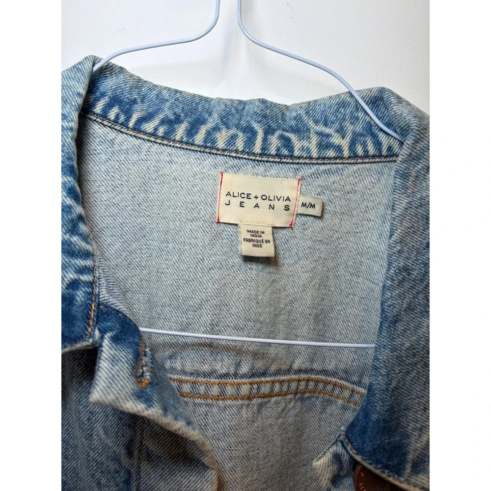 Alice + Olivia Jeans Patchwork Cropped Denim Jacket Light Wash Floral - Picture 4 of 9